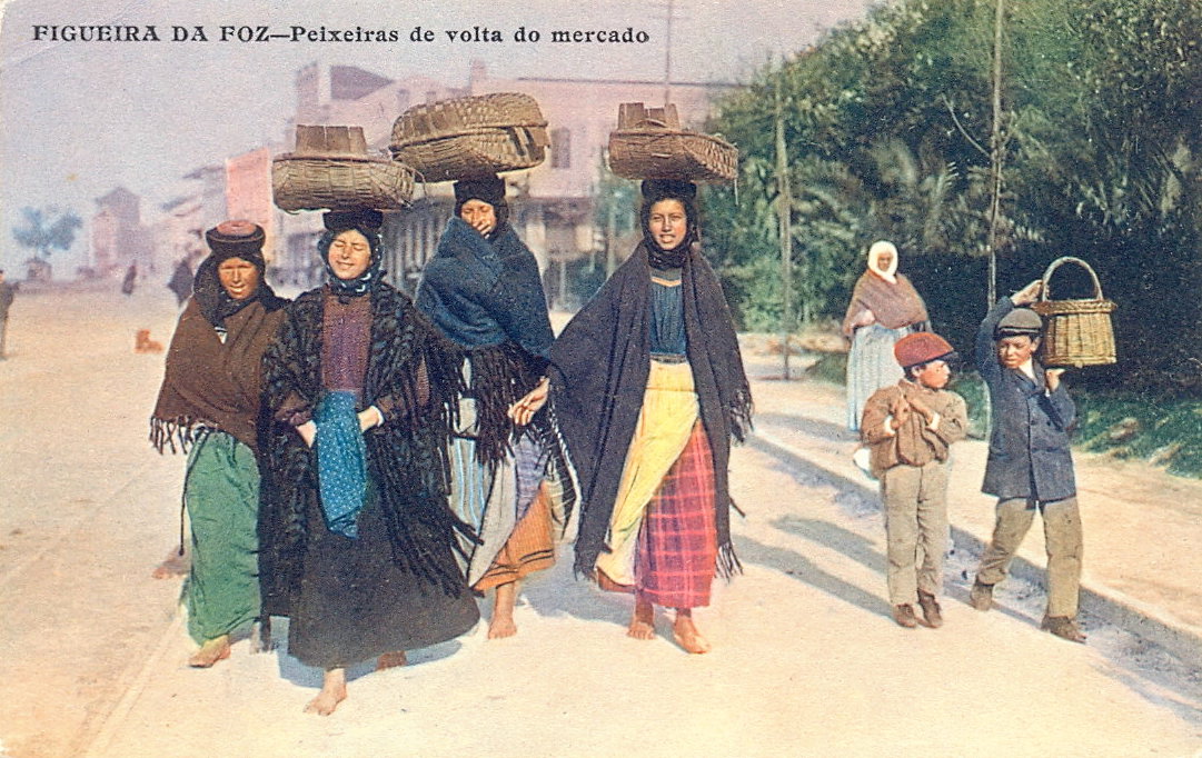 Figueira da Foz - Peixeiras da volta do mercado (A.A. Pereira, 1910)