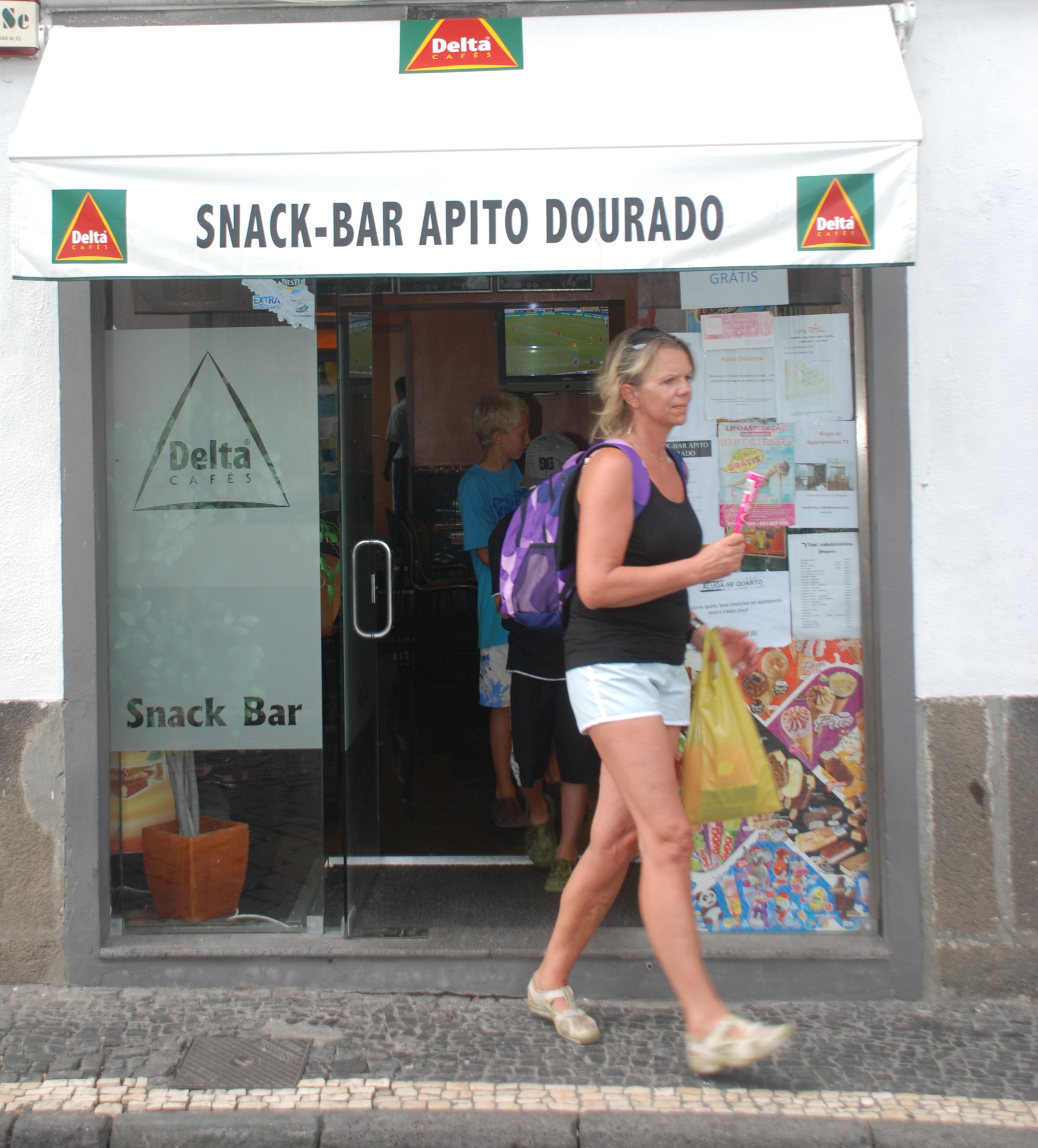 Ponta Delgada; Snack Bar; Delta cafés