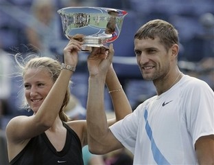 Victoria Azarenka e Max Mirnyi venceram o torneio de pares mistos do US Open'07