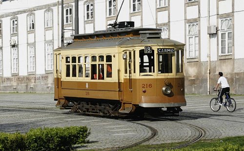 Um desejo chamado eléctrico, Porto (C. Romão, 2006)
